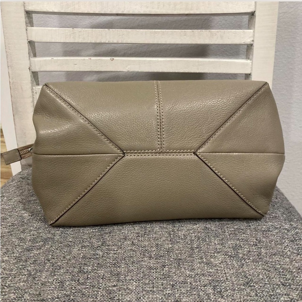 Rebecca Minkoff Moto Grey Pebble Leather Zippered Crossbody Bag - Picture 4 of 8